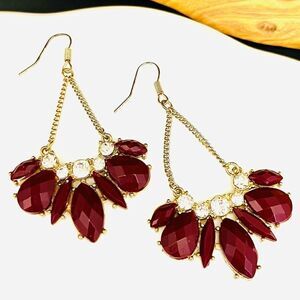 Beautiful Dangle Drop Rhinestone Earrings Pierced Chandelier Wine Red Gold 1444